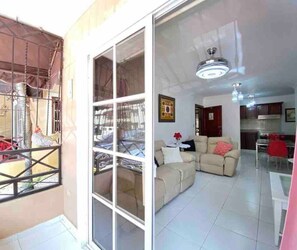 Living area - Residencial Las Asturias...momentos inolvidables!
(Santo Domingo Este)