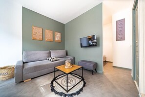 TV - Les Amandiers 4 pers- Oullins centre-Lyon (Oullins-Pierre-Bénite)