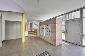 Interior - The Little Malot - Charming studio - Debourg (Lyon)