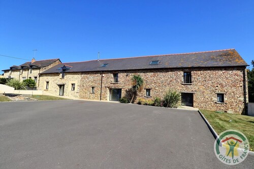 La Touche Melet Grand