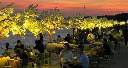 Phòng Giường Đôi cỡ Queen Có Ban Công Sân Hiên Ấm Cúng