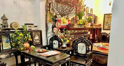 Ngôi Nhà Việt Ấm Cúng Hướng Sân Vườn Giường Cỡ Queen