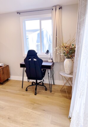 Premium Apartment | Egyptian cotton sheets, premium bedding, down duvets, memory-foam beds - Lux Apartment on hill close to SF (Daly City)