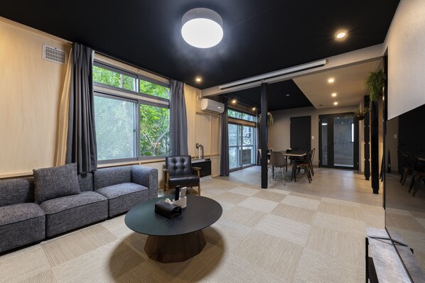 Living area - THE GRANDEUR (Sapporo)