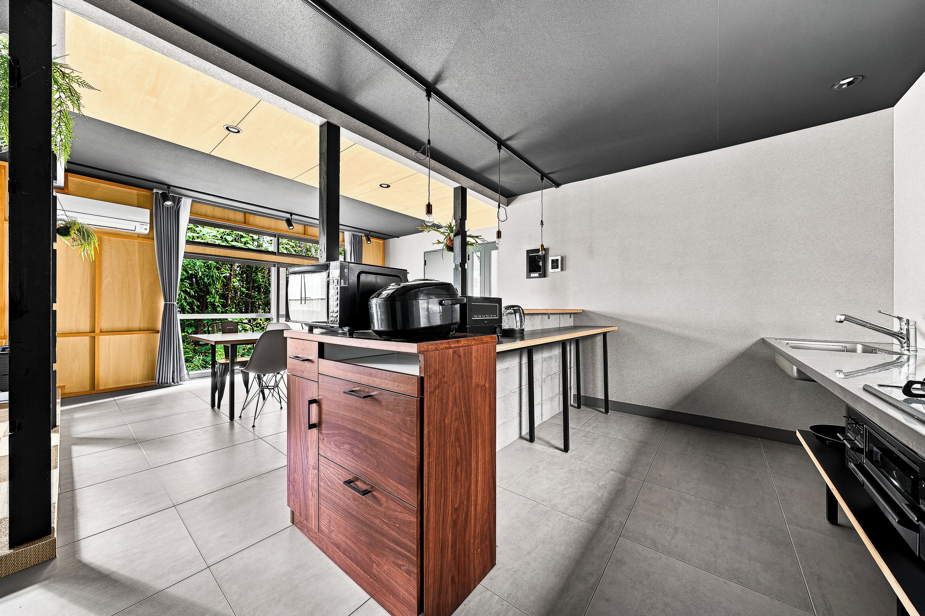 Premium Villa | Private kitchen | Full-size fridge, microwave, oven, stovetop