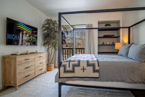 3 bedrooms, iron/ironing board, WiFi, bed sheets - Indian Springs Oasis - Near Ski Slopes & Resort Amenities (Sun Valley)