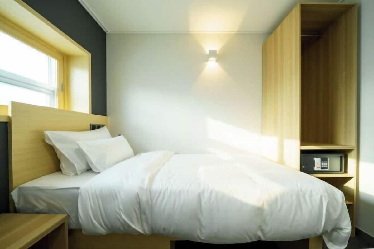 Coffres-forts dans les chambres, chambres insonorisées