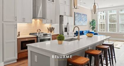 Reluxme| SouthPark 1BR Condo w/ Prm Amenities