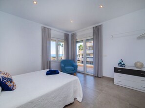 4 bedrooms, desk, Internet - La Cala by Interhome (Calpe/Calp)