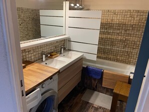 Hair dryer, towels - Wonderful STUDIO 2/4 pers with blacony (Les Deux Alpes)