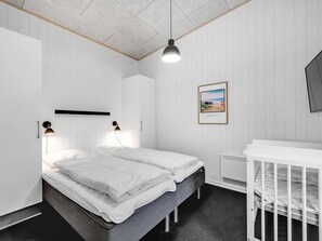 3 bedrooms, Internet