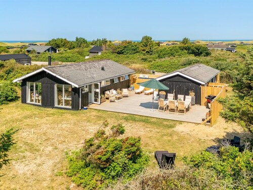 "Zina" - 600m from the sea by Interhome
