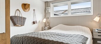 "Zina" - 600m from the sea by Interhome