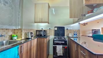 Deluxe-Apartment | Eigene Küche | Kühlschrank, Mikrowelle, Kochgeschirr/Geschirr/Besteck
