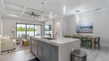 House | 5 bilik tidur