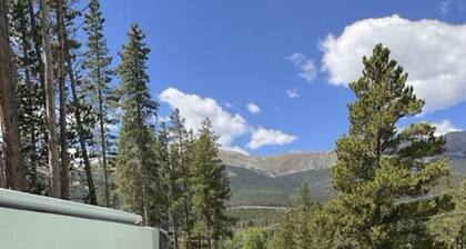 Lupine Peak by Boutiq