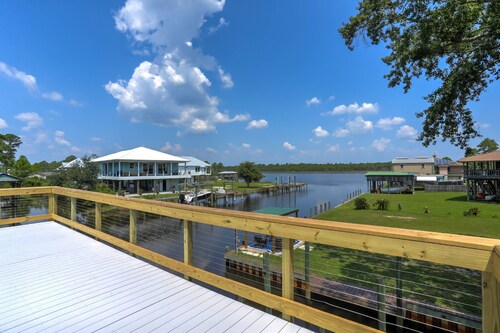 Private Heated Pool|Boat Dock|Pet Friendly|Fenced Yard |Sun Room|Minutes to Beaches & NAS Pensacola