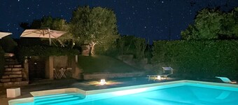 Elegante Villa con piscina privata  a Bracciano per una vacanza in totale relax