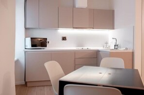 Apartment | Eigene Küche | Wasserkocher, Hochstuhl