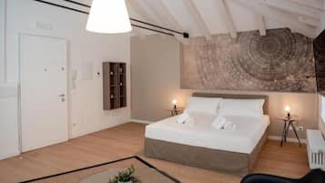 Double Room | Down comforters, desk, laptop workspace, soundproofing