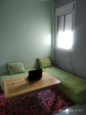 Interior - Un bel Appartement pas Loin de la Plage Avec 3 ch et un Salon Wifi Tv Iptv (Kénitra)