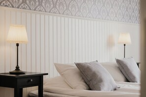 Economy kamer, 1 twee- of 2 eenpersoonsbedden | Een bureau, gratis wifi, beddengoed