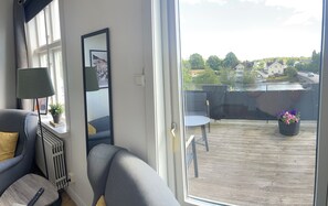 Suite estudio clásica | Escritorio, wifi gratis, ropa de cama