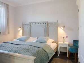 3 soverom og reiseseng for barn