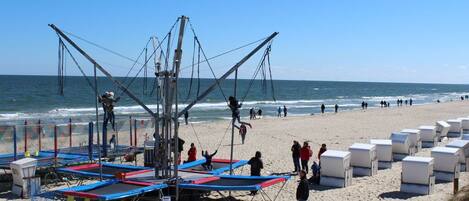 Una spiaggia nelle vicinanze