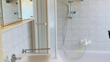 Dusche, Haartrockner