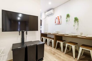 ベーシック アパートメント | リビング エリア