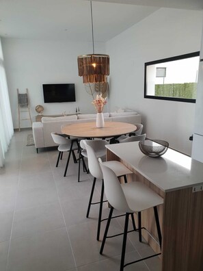 Dining - Ontspanningen ten Midden van de Natuur in Alle Luxe (calasparra)