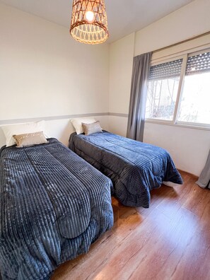 2 chambres, Wi-Fi gratuit, draps fournis