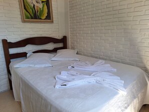 3 bedrooms, free WiFi, bed sheets - 2 Minutos da Praia da Barra da Lagoa, Apto Para até 7 Pessoas (Barra da Lagoa Florianópolis)