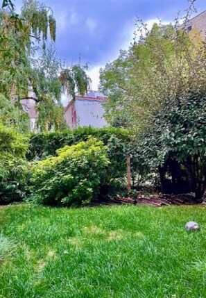 Property grounds - Appart with Garden - 10 min from the Eiffel Tower (Boulogne-Billancourt)