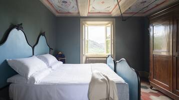 Suite Exclusive | 1 camera, minibar, con stile personalizzato, con arredamento individuale