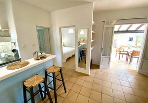 1 bedroom, in-room safe, iron/ironing board, free WiFi