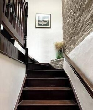 Interior - Cosy family home to explore the Roseland (Tregony)