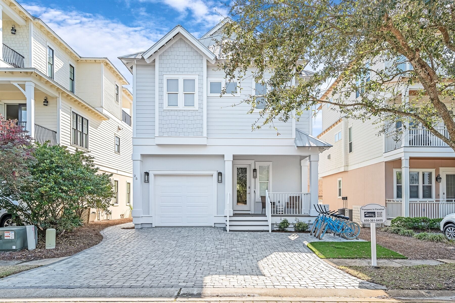 Beautiful Open 4 Bedroom Close to Beach, 4 Bikes - `Pompano in Paradise`