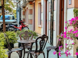 Desayuno con opciones de la cocina local diario (VND 150000 por persona)