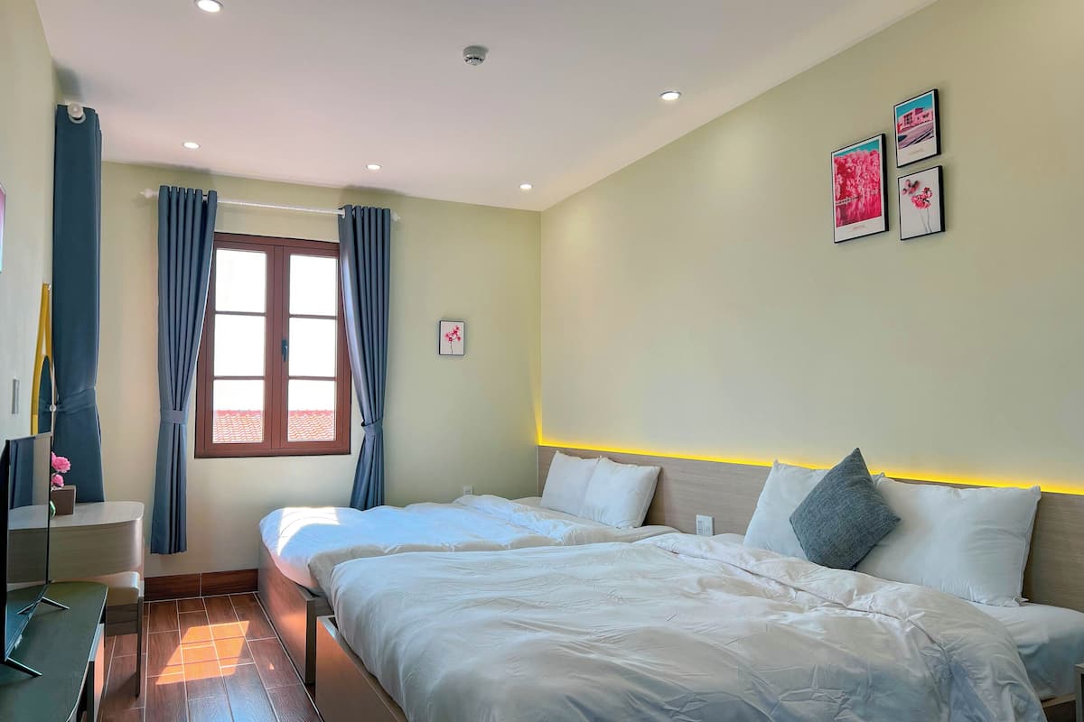 1 Schlafzimmer, Pillowtop-Betten, Minibar, Schreibtisch