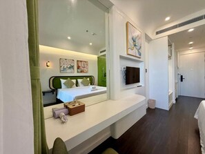 Family Studio Suite | Pillowtop beds, minibar, desk, blackout drapes