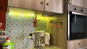 1 bedroom, iron/ironing board (on request), free WiFi, bed sheets - Vintage Apartment (Athens)