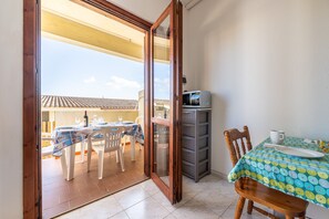 Dining - BIANCOMARE HOUSE (Sardegna)