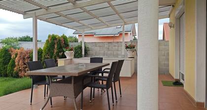 Modern cozy house Bratislava - Pet friendly