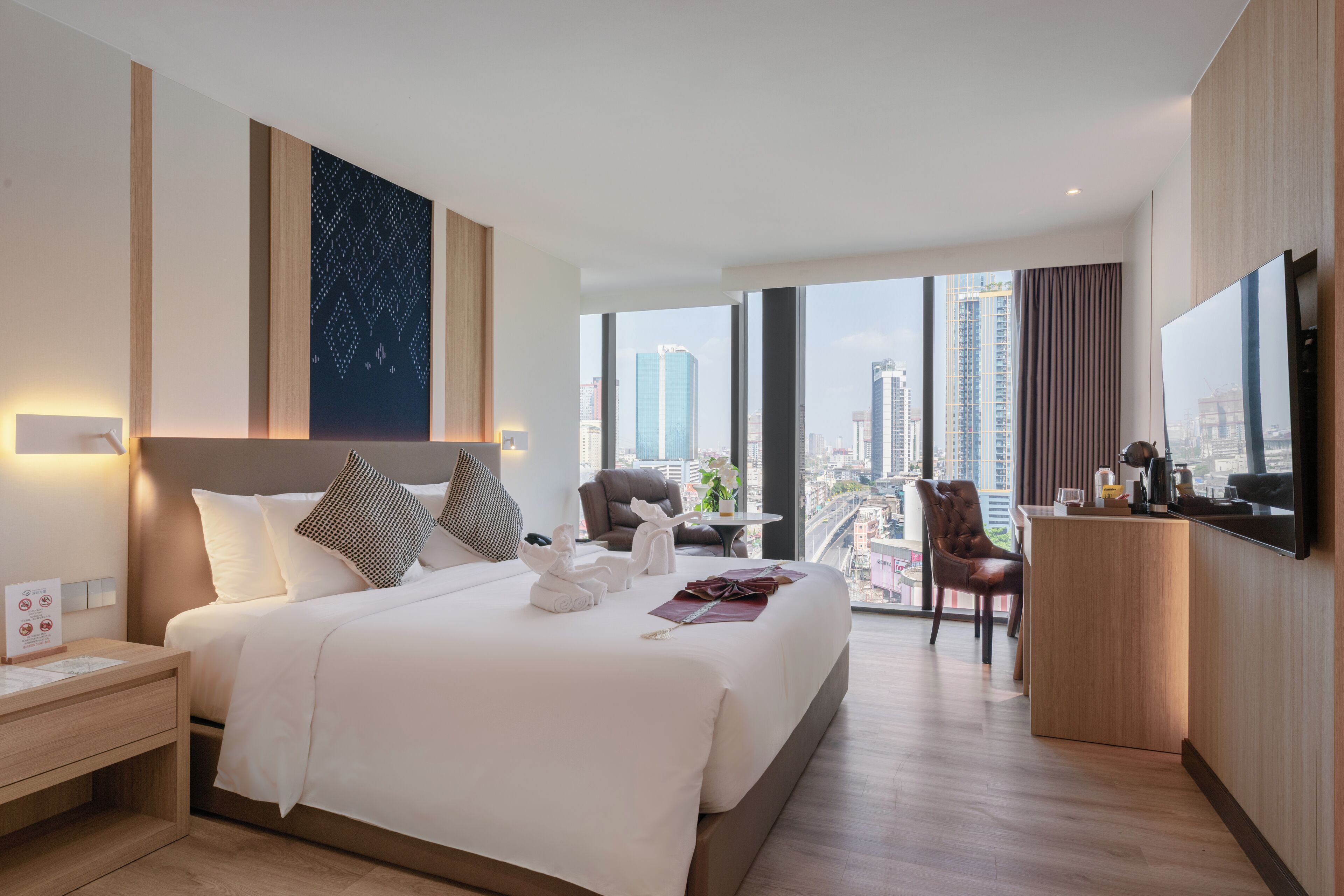 Executive-Doppelzimmer | Minibar (mit einigen kostenlosen Artikeln), Schreibtisch