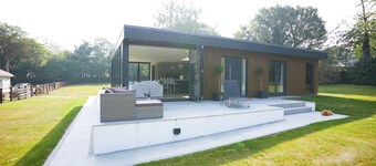 Contemporary Cosy 2 bed retreat set withing 3 acres, fully loaded kitchen