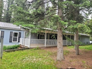 Exterior - Private home on an acreage - Jasper Park gateway
 (Hinton)