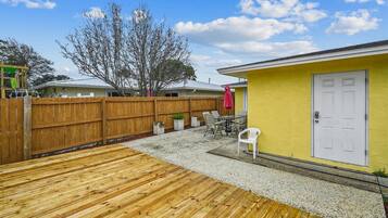 House, 2 Bedrooms | Property grounds