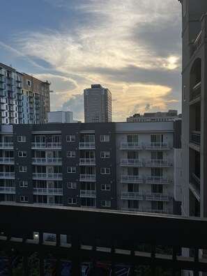 Property grounds - City Vibes Highrise (Atlanta)